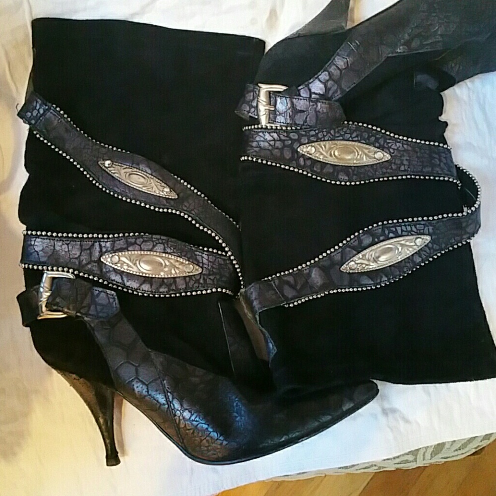 Vintage Black Boots 6.5.